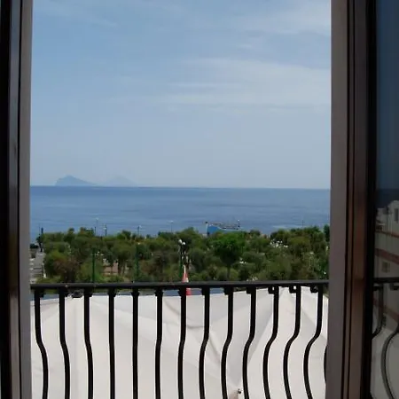 Baia Unci * Canneto (Lipari)