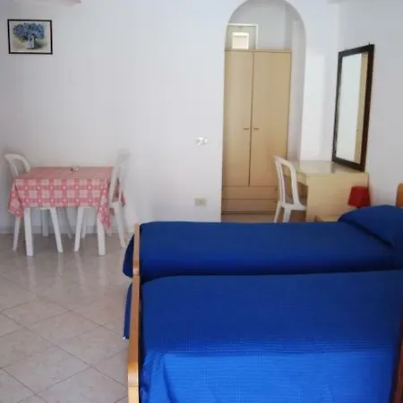 Baia Unci Canneto (Lipari)