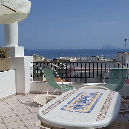 Baia Unci Canneto (Lipari)