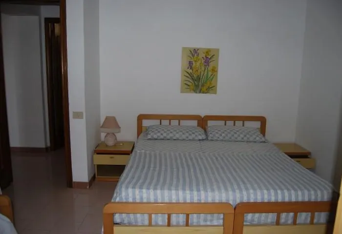 Baia Unci Apartamento *