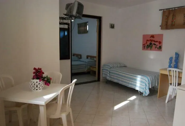 Baia Unci Apartamento *