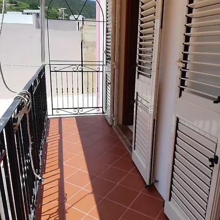 Baia Unci Canneto (Lipari)