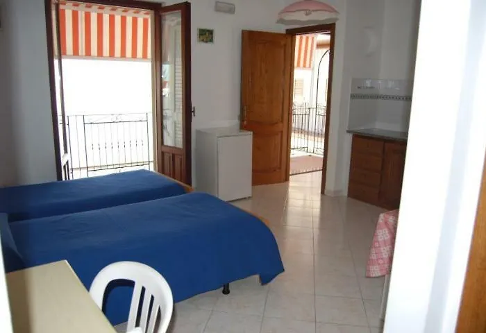 Baia Unci Appartamento Canneto (Lipari)