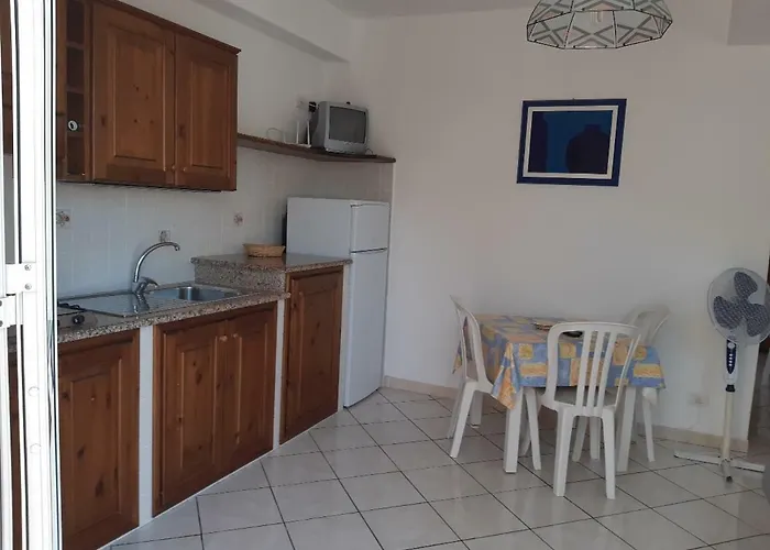 Apartment Baia Unci