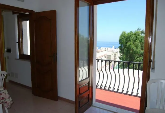 Apartment Baia Unci